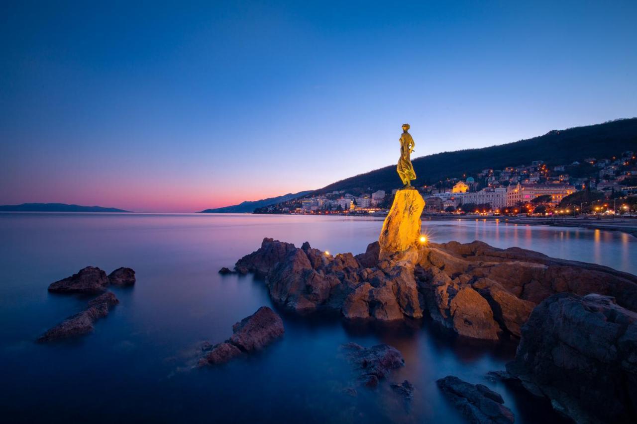My Way Room, Parking, Sea View, Terrace Rijeka Exterior photo